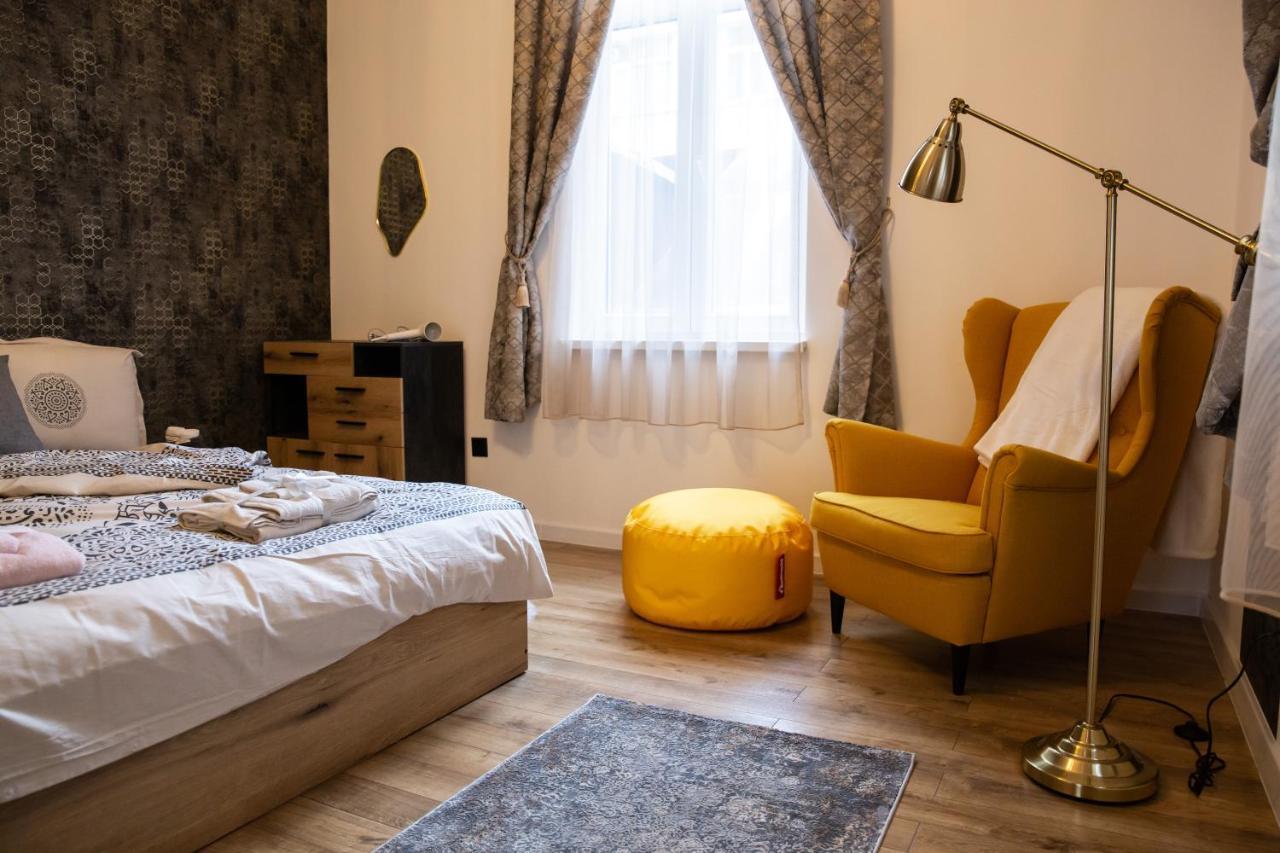 Apartment Serdika 1 Sofia Bagian luar foto