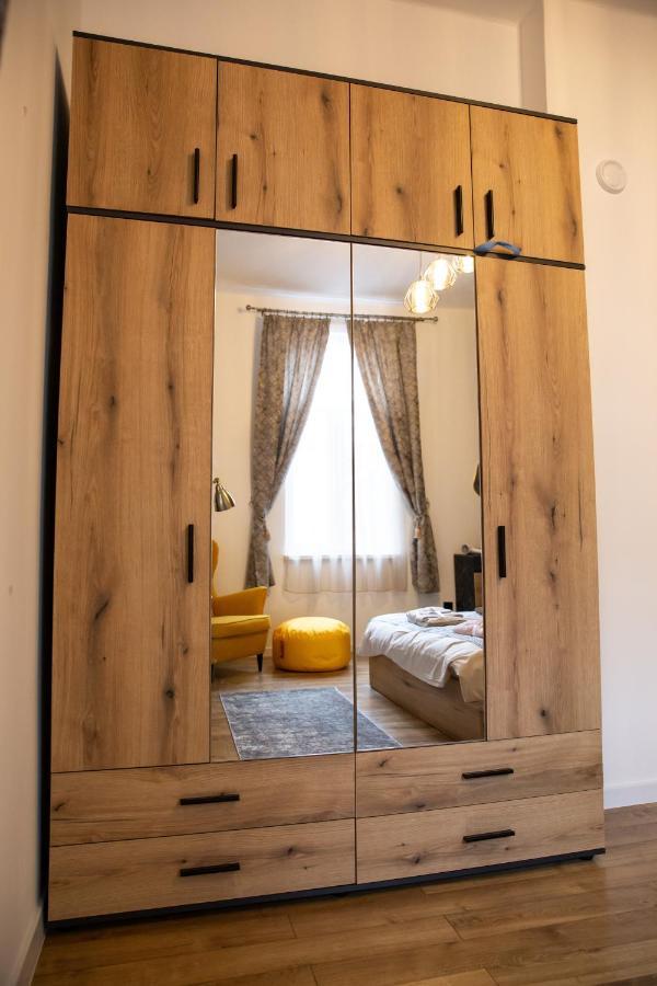 Apartment Serdika 1 Sofia Bagian luar foto