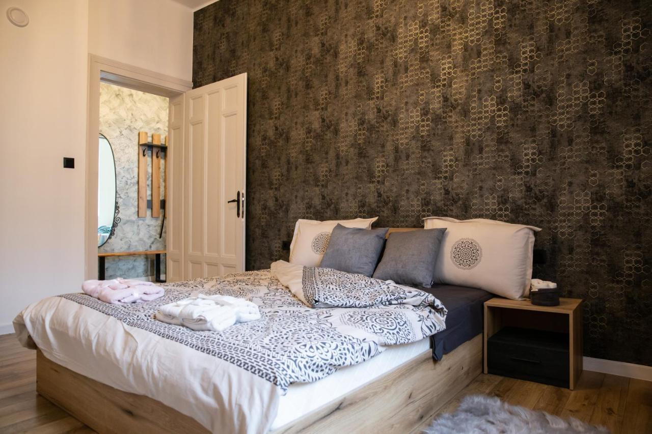Apartment Serdika 1 Sofia Bagian luar foto